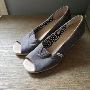 Toms wedges